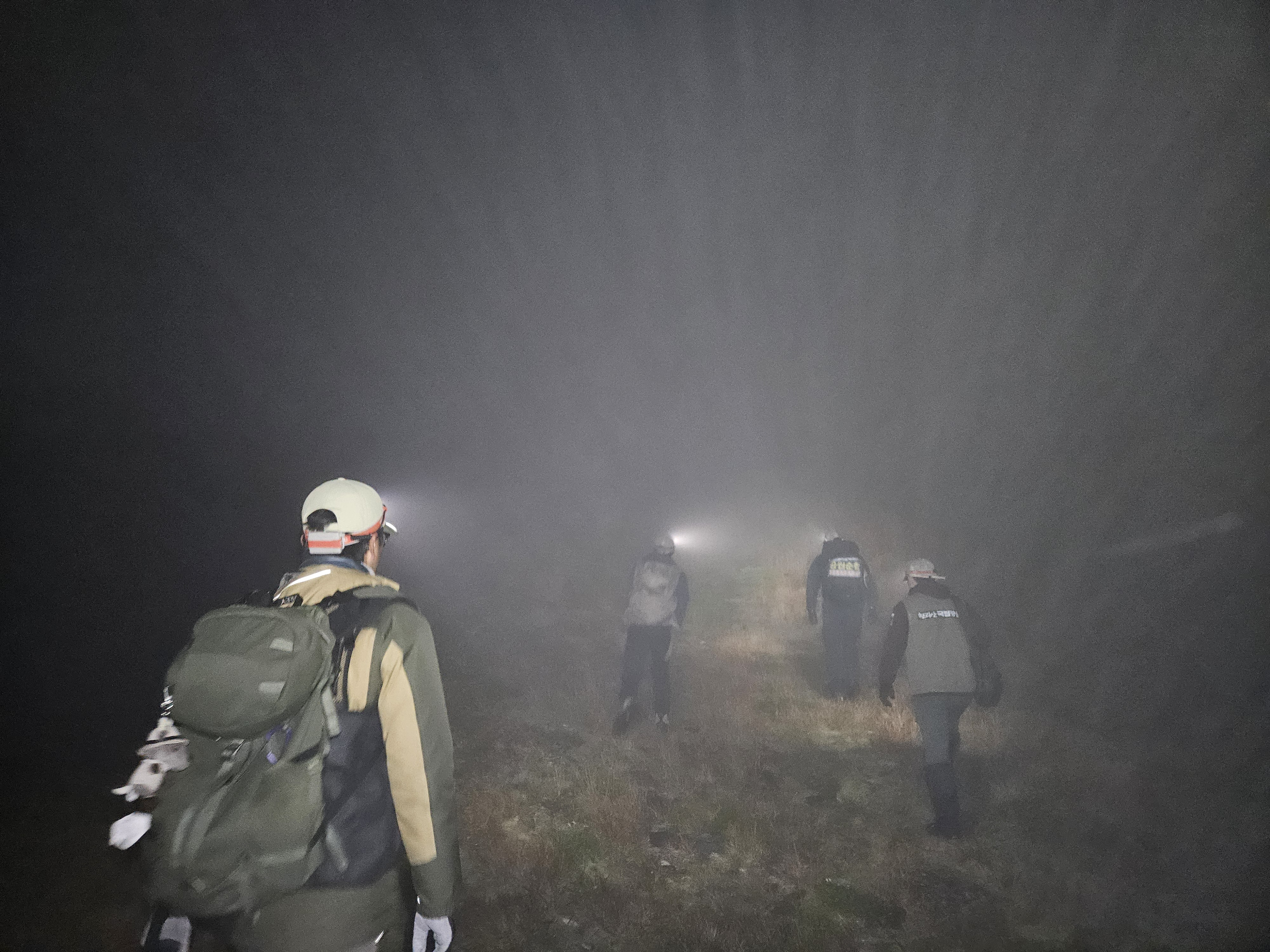 제주 한라산 남벽 무단진입 5명…과태료 부과