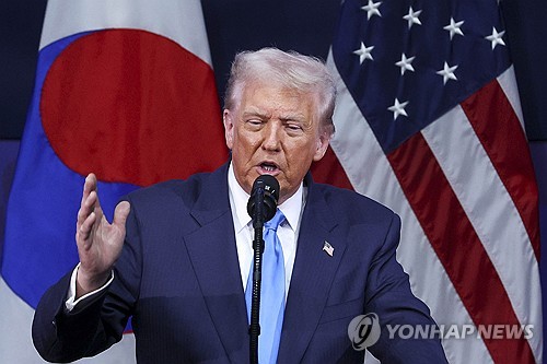 트럼프 "3분기 미 성장률 4% 예상…인플레 우려한 금리 인상 없다"