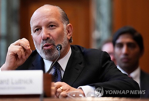 미 상무장관 "반도체 관세는 무역합의 일부 아니다"…한국과 입장 달라