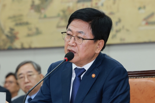 카지노배팅법장관 "'카지노배팅법감이 무혐의 의견 내면 불송치' 아동학대법 개정 찬성"