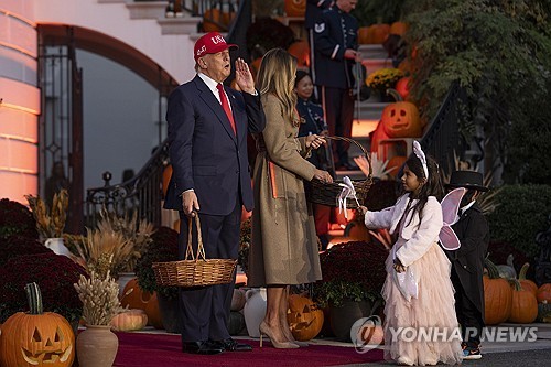 트럼프 "핵옵션 쓰라"…셧다운 중단 일방처리 요구