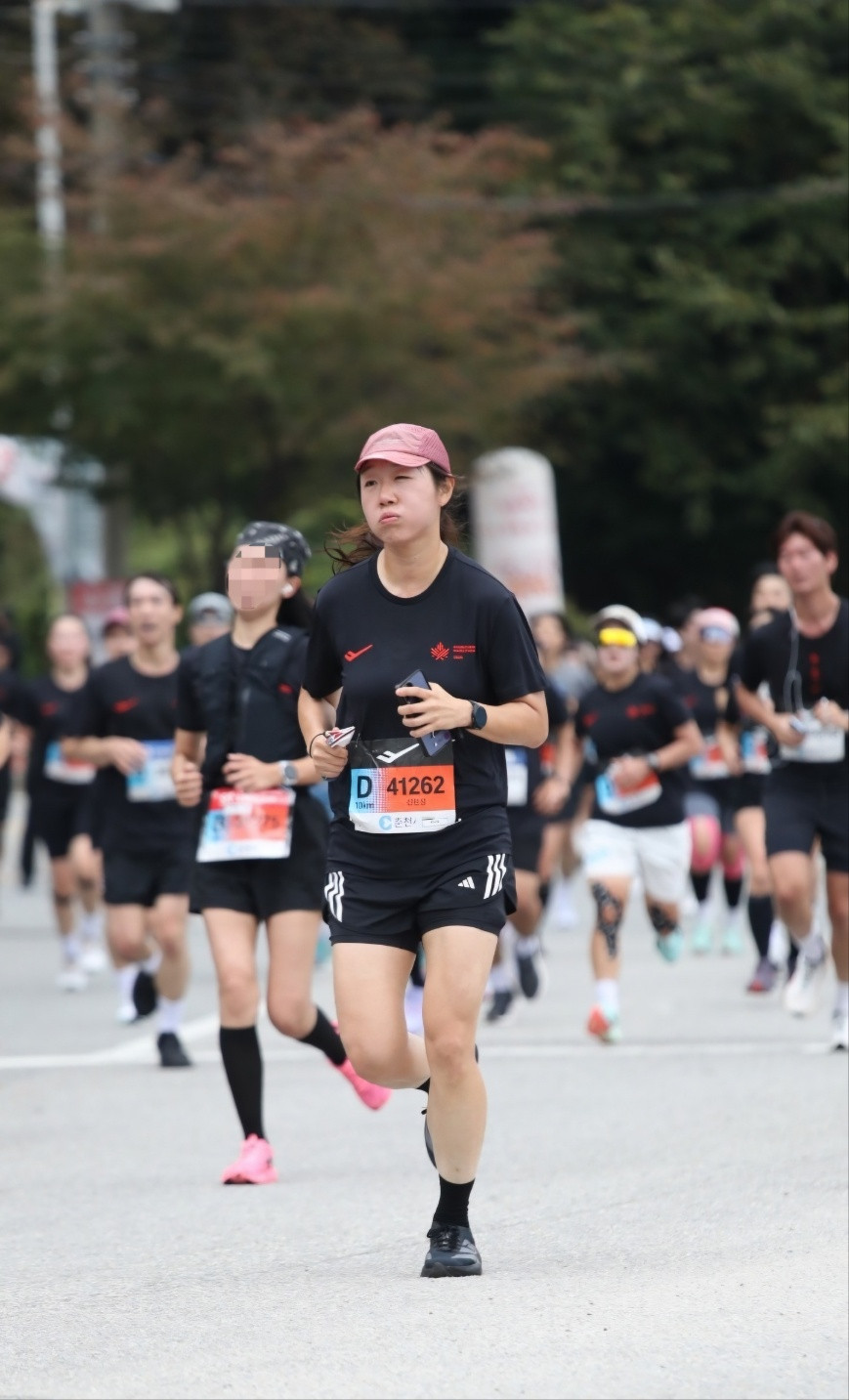 [일단뛰어⑫] 대회 임박해 찾아온 '런테기'…마라톤 대회 필수품은?