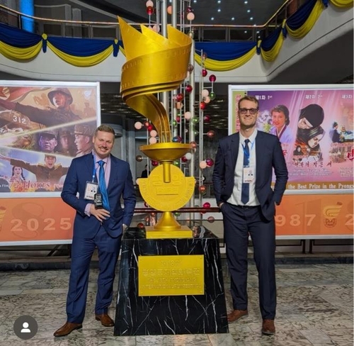 평양 다녀온 미 영화계 인사 "북한 주민들, 트럼프에 무심"