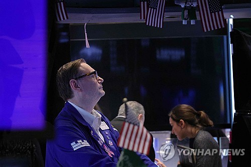 국내 온라인 카지노 합법 사이트자금 86조로 최고치…미국 주식 매수세는 꺾여