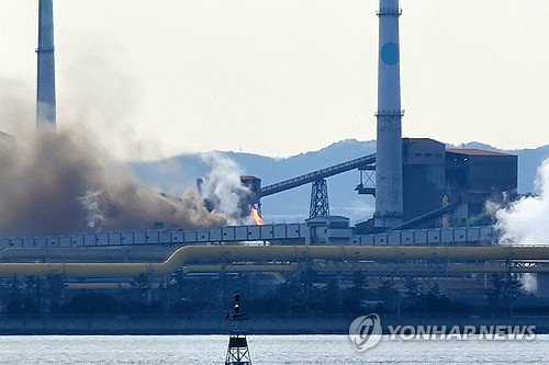 포스코 공장서 유해 가스 유출 사고…"1명 사망·3명 부상"