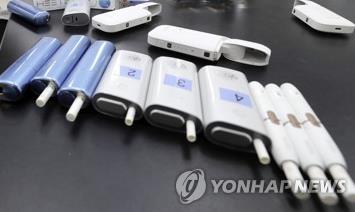 교도소에 전자담배 몰래 반입한 변호사 벌금형…재소자들이 돌려 피워