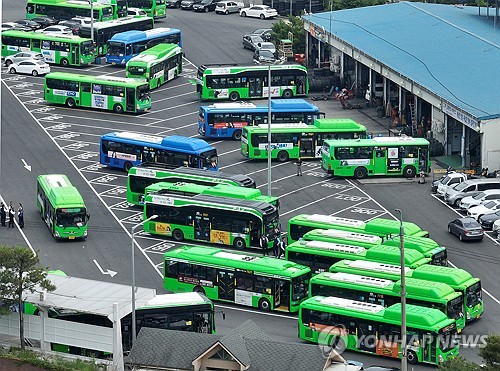 온라인카지노 벌금 벳엔드 시내버스 노사협상 또 결렬…수능전날 파업 가능성