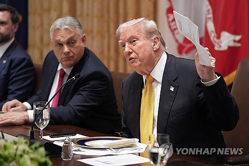 '러 원유' 사지 말라던 트럼프…헝가리엔 1년 용인