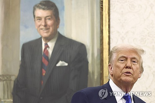 "트럼프, 워싱턴DC 풋볼팀 새 구장에 본인 마이다스 온라인카지노 벳무브 넣길 희망"