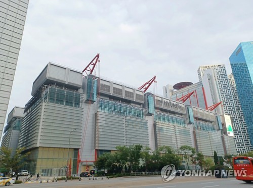 이틀 연속 '백화점 폭파' 협박글…이번엔 더현대 마이다스 온라인카지노 유니88벳 수색