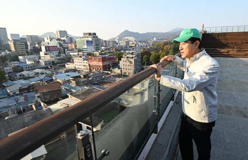 오세훈, 김총리에 공개토론 제안…"온라인카지노 장점 벳무브 앞 도시 흉물 방치 안돼"