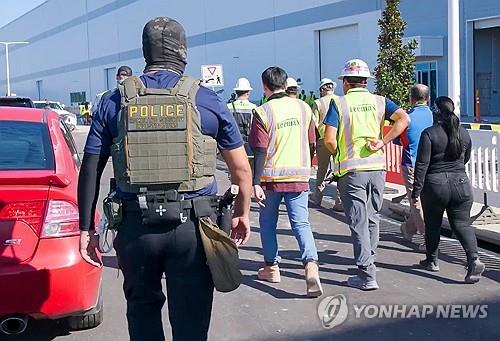 "조지아 구금 한국인 근로자, 미 <em class='find'온라인카지노 아톰카지노</em 상대 소송 준비"