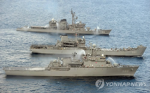 "한국 해군, 메이저카지노사이트에 이번달 공동수색 훈련 보류 의사 전달"