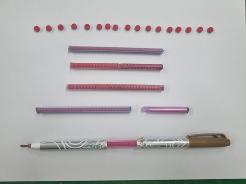 사인펜에 온라인카지노 불법 유니벳 숨겨 몰래 들여온 외국인…문구세트인 척 재포장