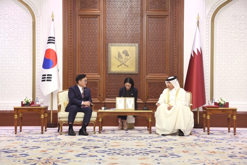 우 <em class='find'한국어 온라인 카지노</em, 카타르 국왕 만나 "방산·에너지·AI 산업 협력 요청"