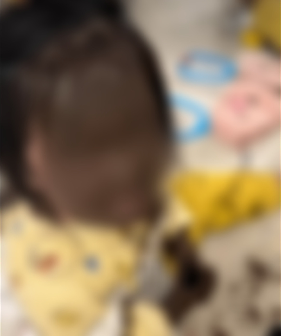 얼굴에 아이라이너 펴 바른 아이…토니모리, '<em class='find'뒷온라인카지노 아톰카지노</em' 논란에 "기획한 적 없다"