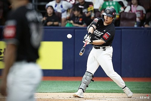 FA 강백호, "해외 온라인카지노 벳위즈와 사인만 남았다"…페라자도 해외 온라인카지노 벳위즈행?