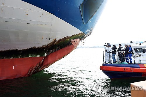 해경, 목포VTS 관제사 과실 여부 수사…"항로이탈알람 끈 것으로"