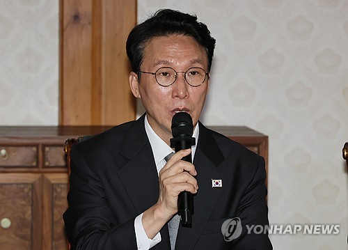 김 총리 "헌법존중 <em class='find'카지노 꽁 머니</em, '집중과 절제'가 원칙…무리한 조사 안돼"