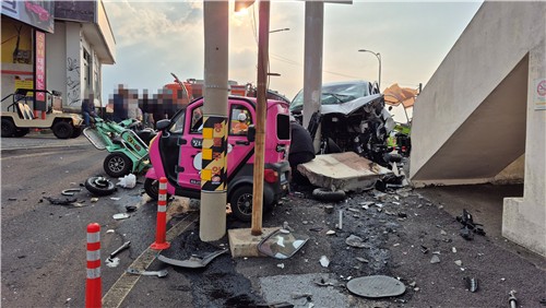 온라인카지노 추천 1도, 우도 <em class='find'승합차</em 돌진 사고 긴급대응체계 가동