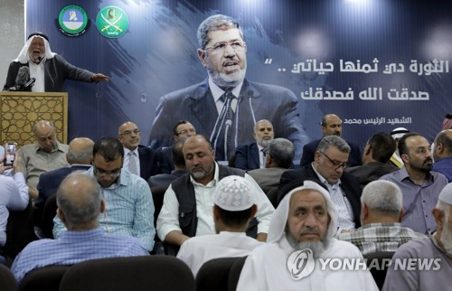 트럼프, 무슬림형제단 지부 3곳 테러단체 지정 검토 지시