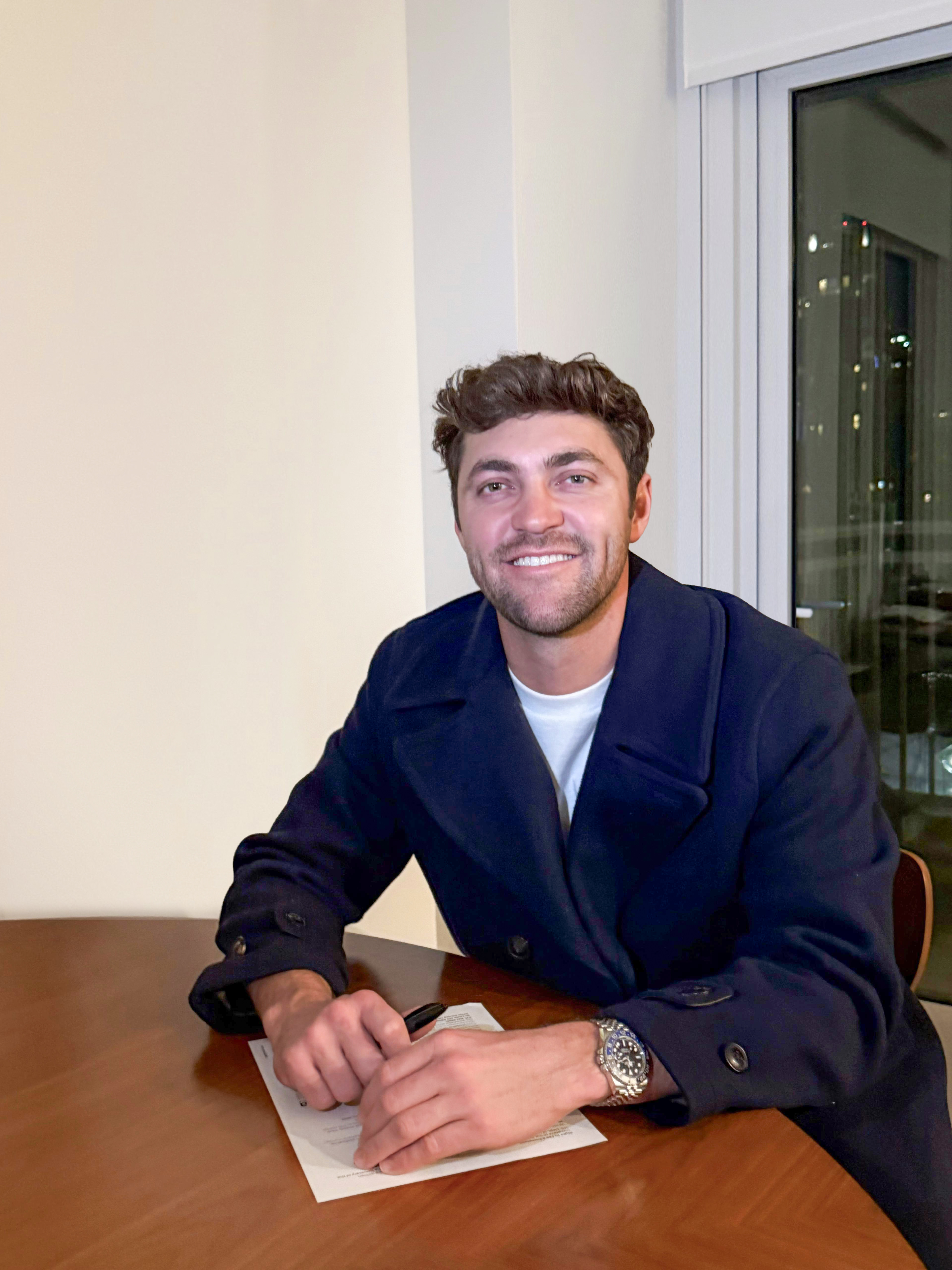 "다시 한 번 KS 우승을" KIA, 외국인 투수 네일과 29억에 재계약