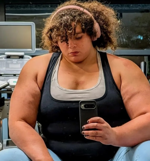 미국 '가장 힘센 여성 대회' 챔피언 실격…"알고 보니 성전환자"