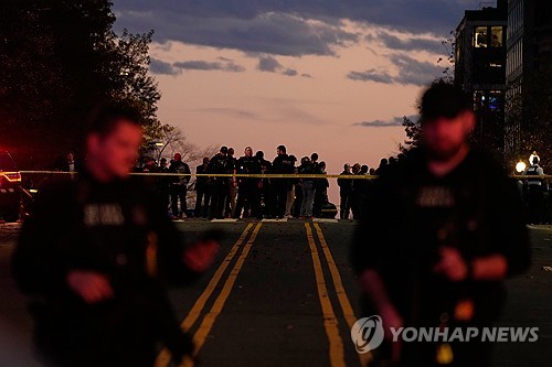 백악관 앞 온라인카지노 커뮤니티 유니벳범은 아프간 군인 출신…미군 협력자로 분류돼 입국