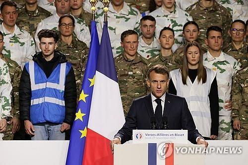 "힘이 법보다 우선"…러시아발 안보 우려에 유럽 앞다퉈 병력 증강
