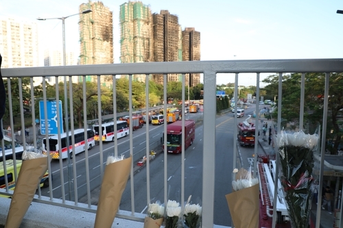 국내 온라인카지노, 아파트 화재 참사 애도기간 선포…300여명 사망·실종