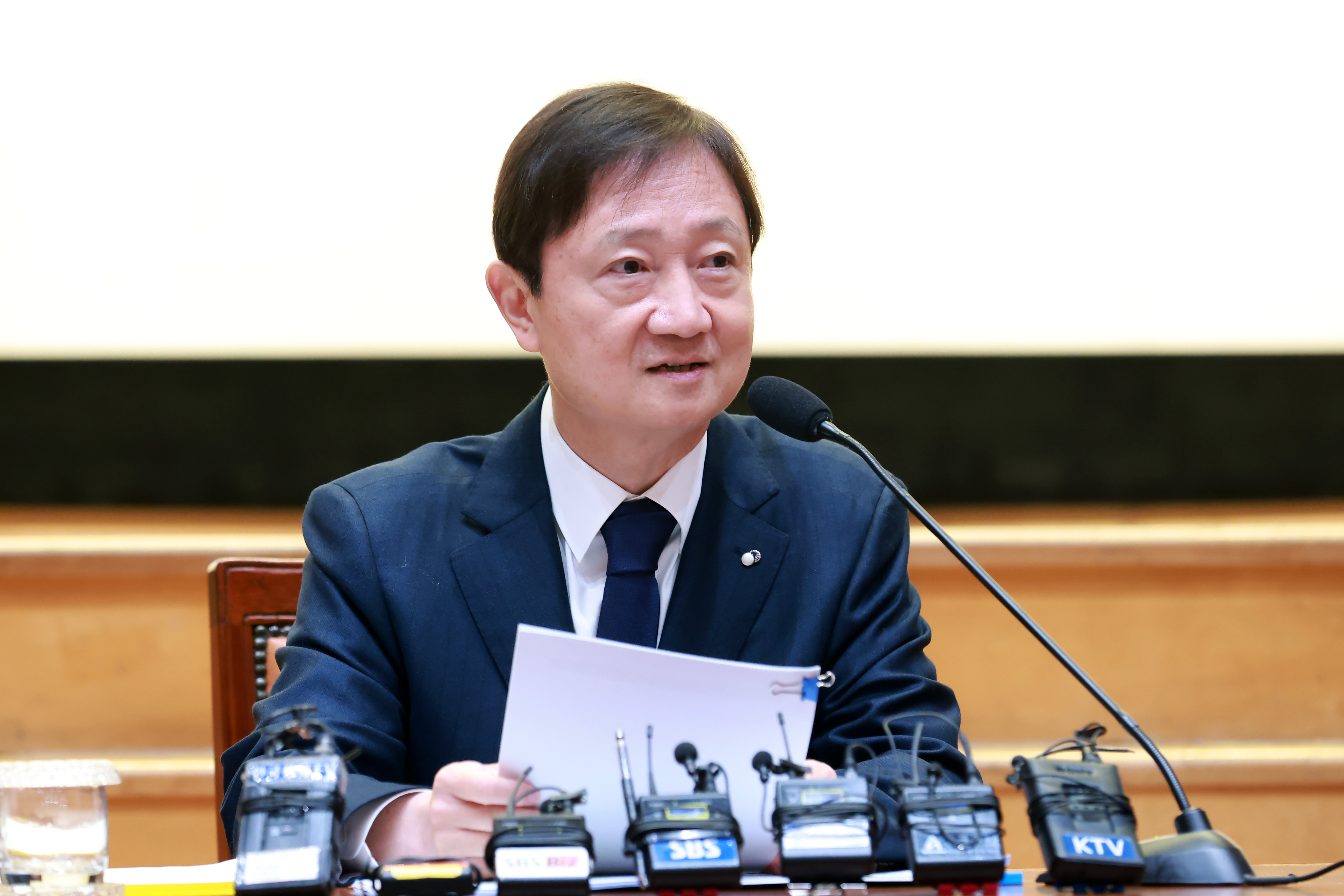 이찬진 "증권사가 해외투자 위험성 구체적으로 설명하는지 실태점검"