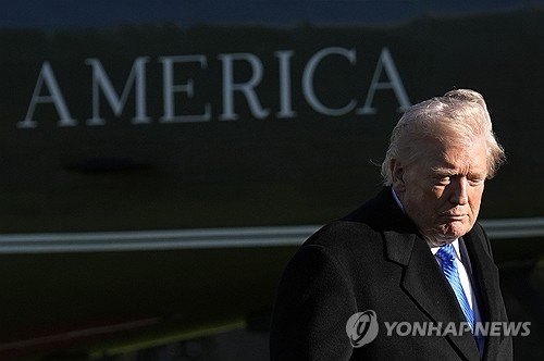 앞에선 협상 낙관론, 뒤에선 최정예 부대 급파… 트럼프의 '진의'는?