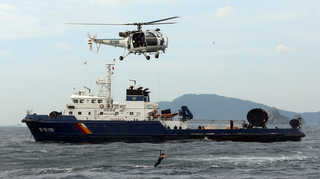 부산 해경, 인도 해안경비대와 합동 구조훈련