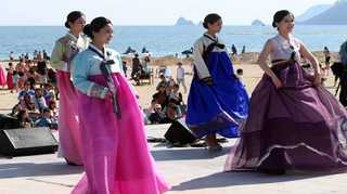 해운대 해수욕장의 '뭔가 특별한 온라인카지노 경찰 벳엔드쇼'