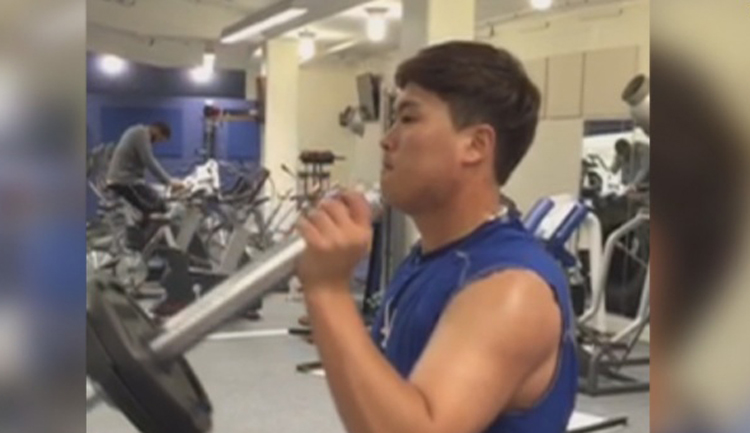 류현진, 재활훈련 공개 …14일 귀국