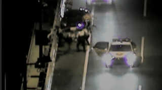 "음주단속이다" 20대, 광안대교서 '점프' <부산