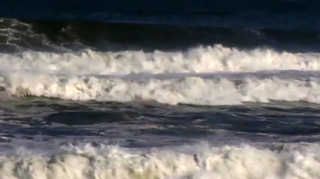 동해안 온라인카지노 조작 벳위즈성 파도 피해 속출…어선 전복 <강원