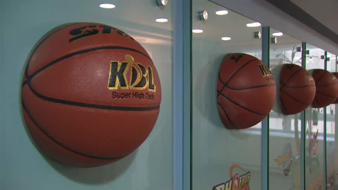 <em class='find'해외 온라인카지노 벳위즈</em 선수도 올스타?…논란 키운 KBL