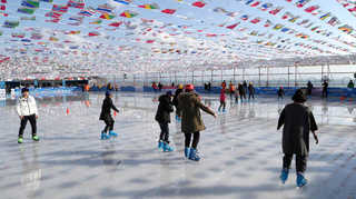 포근한 해운대…<em class='find'겨울온라인카지노 벳엔드</em 아이스링크 개장