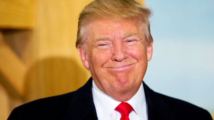 트럼프 "한국, 분담금 쥐꼬리만큼 내"