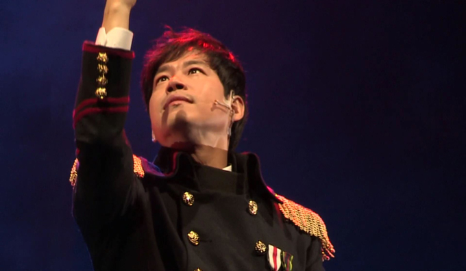 "스타 보러 가자"…풍성한 공연 무대