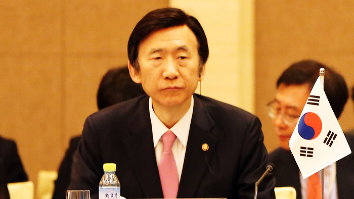 윤병세 "북한, 국제사회서 고립되고 버림받아"