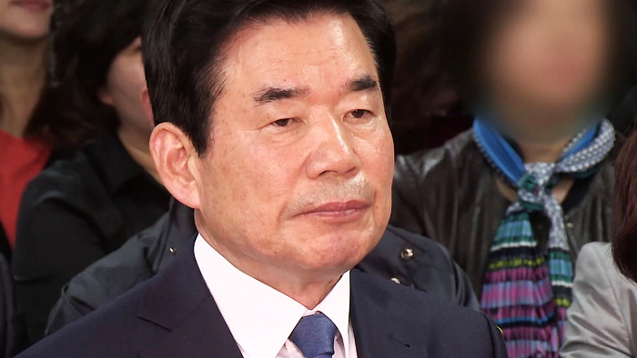 '쌀 <em class='find'불법온라인카지노 신용카드 랭킹</em' 혐의 김진표 당선인 21시간 조사