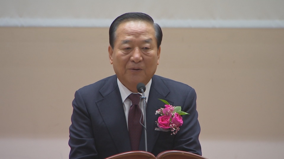 서청원 불출마 선언…새누리 전대 구도 요동