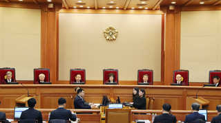정치권 시선도 헌재로…'두갈래 시나리오' 모두 격랑