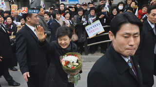 [클릭! 베스트 컷] 1,476일만의 귀가 外