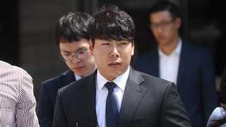 음주운전 물의 강정호, 2심도 징역형…선수 생명 최대 위기