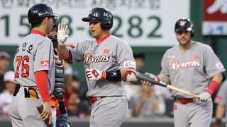 [프로야구] SK 3타자 연속 홈런쇼…김태균 기록 중단