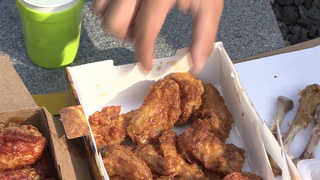 계란ㆍ치킨ㆍ라면까지…치솟는 먹거리 가격