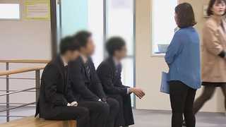 취업 안돼 졸업 미루단 '큰코'…서류 통과율 10%